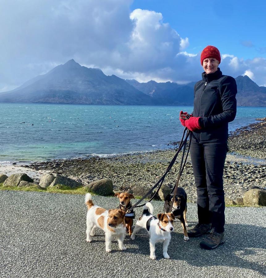 Tigh Mairi At Mary'S Thatched Cottages Elgol Bagian luar foto