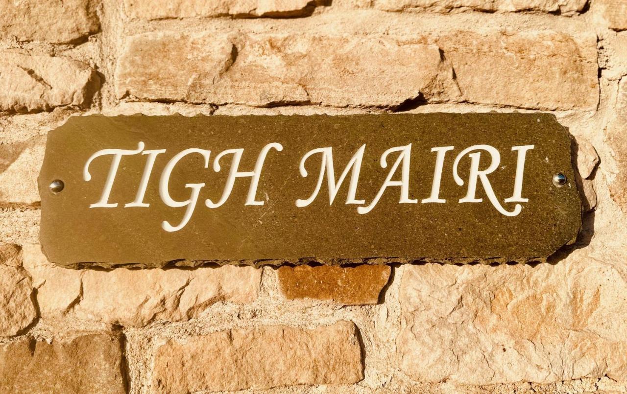 Tigh Mairi At Mary'S Thatched Cottages Elgol Bagian luar foto