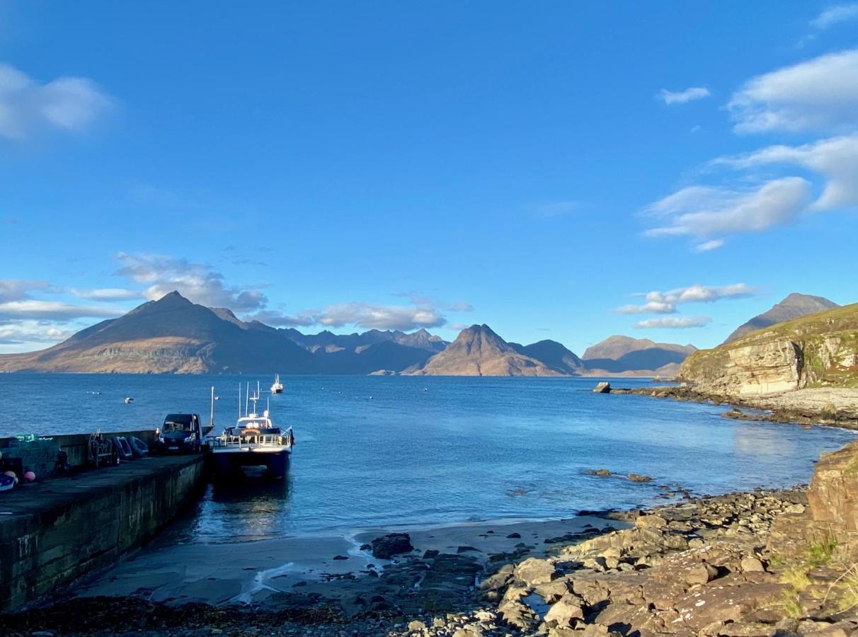 Tigh Mairi At Mary'S Thatched Cottages Elgol Bagian luar foto
